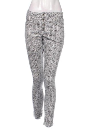 Blugi de femei Jewelly, Mărime M, Culoare Multicolor, Preț 67,31 Lei, #137860474