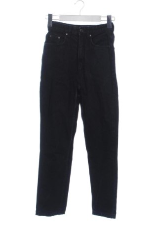 Blugi de femei Sinsay, Mărime XXS, Culoare Negru, Preț 106,63 Lei, #137870883
