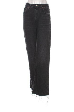 Blugi de femei Zara, Mărime M, Culoare Negru, Preț 96,99 Lei, #137876682