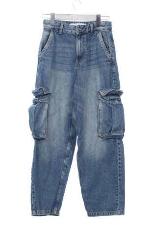 Blugi de femei Bershka, Mărime XS, Culoare Albastru, Preț 66,00 Lei, #137879388