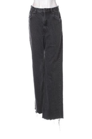 Női farmernadrág Pull&Bear, Méret XL, Szín Fekete, Ár 5 262 Ft, #137880358