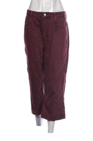 Blugi de femei Zara, Mărime XL, Culoare Mov, Preț 101,99 Lei, #137884095