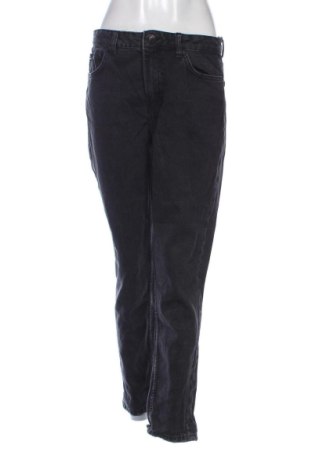 Dámské džíny  Bershka, Velikost L, Barva Černá, Cena  370,00 Kč, #137884413
