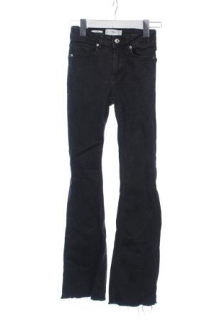 Дамски дънки Mango, Размер XXS, Цвят Черен, Цена 17,00 €, #137886470