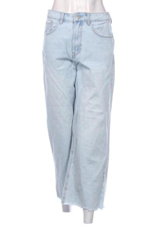 Blugi de femei Answear, Mărime M, Culoare Albastru, Preț 68,24 Lei, #137889663