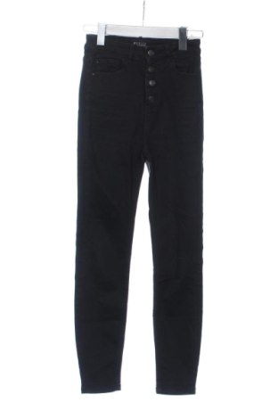 Damskie jeansy Mohito, Rozmiar XS, Kolor Czarny, Cena 62,82 zł, #137892378