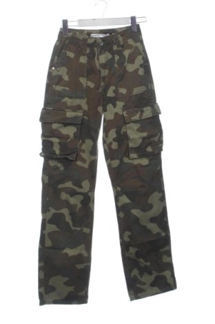 Дамски дънки Bershka, Размер XXS, Цвят Многоцветен, Цена 27,68 €, #137901321