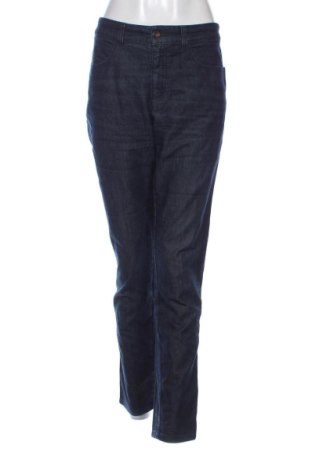 Дамски дънки Armani Jeans, Размер XL, Цвят Син, Цена 65,44 €, #137846738