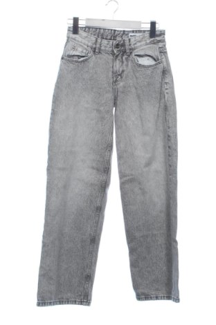 Blugi de femei Bershka, Mărime S, Culoare Gri, Preț 78,74 Lei, #137873750