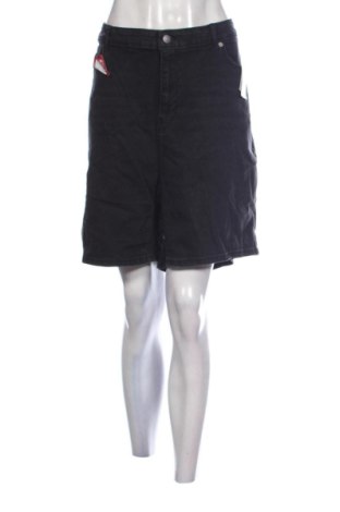 Pantaloni scurți de femei Kiabi, Mărime 4XL, Culoare Negru, Preț 60,99 Lei, #137866433