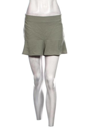 Pantaloni scurți de femei LFT, Mărime M, Culoare Verde, Preț 57,74 Lei, #137875127