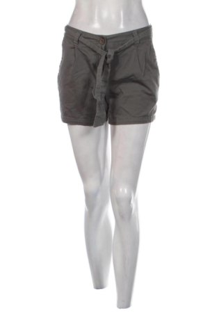 Pantaloni scurți de femei Unbranded, Mărime S, Culoare Verde, Preț 51,06 Lei, #137875315