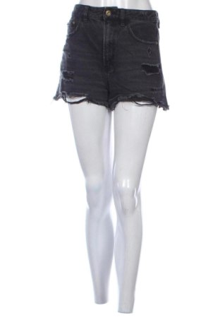 Dámské kraťasy  Stradivarius, Velikost S, Barva Černá, Cena  267,00 Kč, #137884358