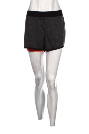 Pantaloni scurți de femei Danskin, Mărime XL, Culoare Gri, Preț 52,49 Lei, #137870920