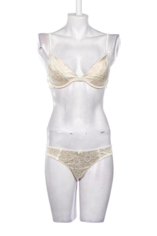 Damen-Set Unbranded, Größe M, Farbe Beige, Preis 5,83 €, #137853057