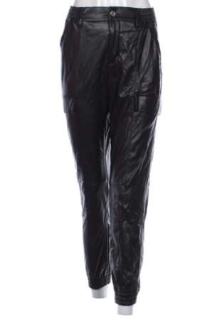 Pantaloni de femei Bershka, Mărime S, Culoare Negru, Preț 52,99 Lei, #137872524