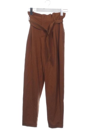 Női nadrág Bershka, Méret XS, Szín Barna, Ár 5 319 Ft, #137891703