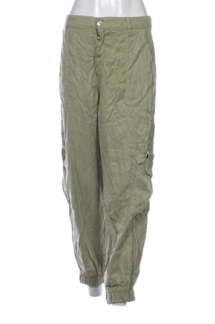 Pantaloni de femei Stradivarius, Mărime L, Culoare Verde, Preț 80,99 Lei, #137840761