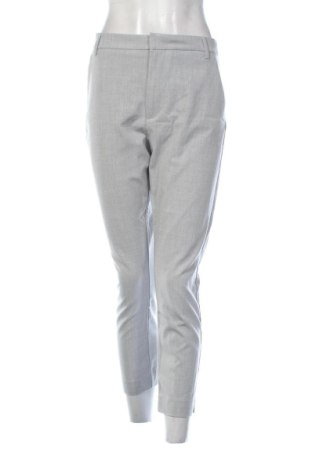 Pantaloni de femei Bershka, Mărime L, Culoare Gri, Preț 78,74 Lei, #137888533