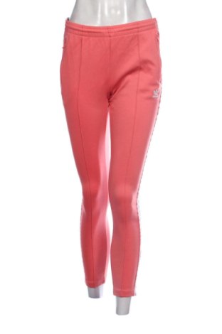 Дамско спортно долнище Adidas, Размер M, Цвят Розов, Цена 32,21 €, #137843050