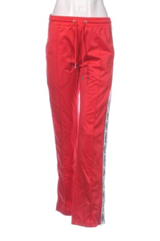 Pantaloni trening de femei Umbro, Mărime S, Culoare Roșu, Preț 232,11 Lei, #137860241
