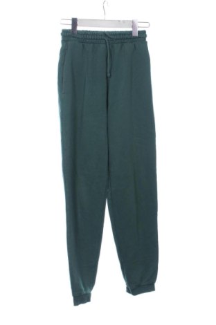 Γυναικείο αθλητικό παντελόνι Pull&Bear, Μέγεθος XS, Χρώμα Πράσινο, Τιμή 15,00 €, #137890509