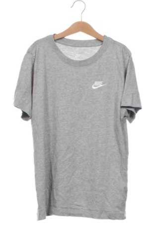 Gyerek póló Nike, Méret 11-12y / 152-158 cm, Szín Szürke, Ár 6 839 Ft, #137846390