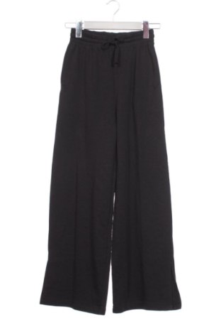 Gyerek sport nadrág H&M, Méret 11-12y / 152-158 cm, Szín Szürke, Ár 4 610 Ft, #137852610