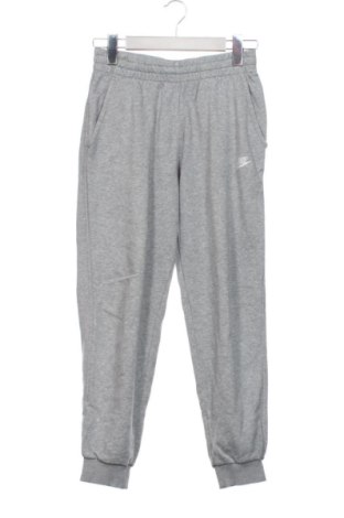 Dziecięce spodnie sportowe Nike, Rozmiar 10-11y/ 146-152 cm, Kolor Szary, Cena 71,97 zł, #137857911