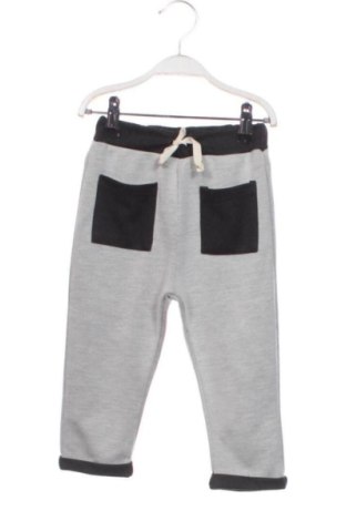 Gyerek sport nadrág Unbranded, Méret 12-18m / 80-86 cm, Szín Szürke, Ár 4 610 Ft, #137854655