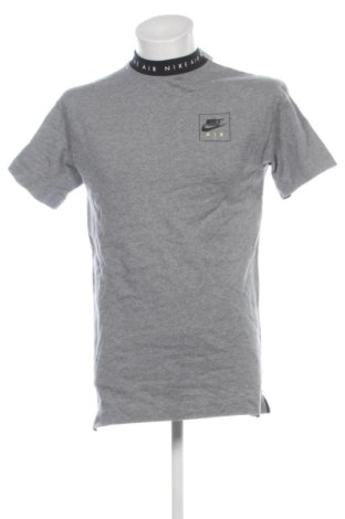 Pánské tričko  Nike, Velikost S, Barva Šedá, Cena  479,00 Kč, #137844987