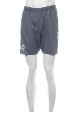 Férfi rövidnadrág Adidas, Méret S, Szín Szürke, Ár 8 359 Ft, #137838494