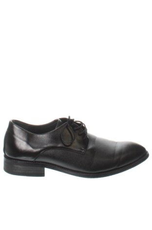 Férfi cipők
 Unbranded, Méret 46, Szín Fekete, Ár 14 727 Ft, #137890888