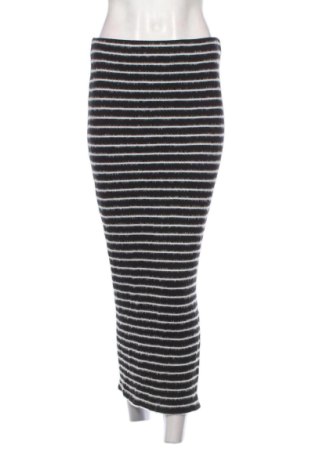 Fustă Bershka, Mărime M, Culoare Multicolor, Preț 68,99 Lei, #137888332