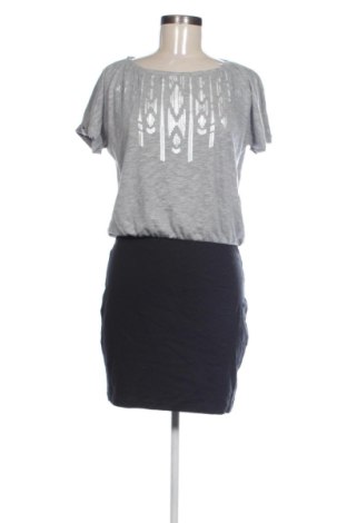 Рокля Esprit, Размер M, Цвят Многоцветен, Цена 27,60 €, #137855823