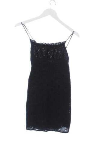 Šaty  Pull&Bear, Veľkosť XS, Farba Čierna, Cena  20,00 €, #137859296