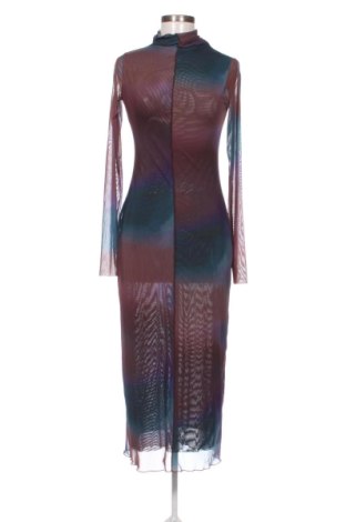 Rochie Pull&Bear, Mărime M, Culoare Multicolor, Preț 104,98 Lei, #137867581