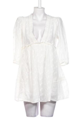 Rochie Pull&Bear, Mărime M, Culoare Alb, Preț 104,98 Lei, #137868675