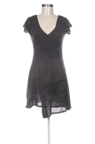 Ruha Desigual, Méret M, Szín Fekete, Ár 14 866 Ft, #137873307