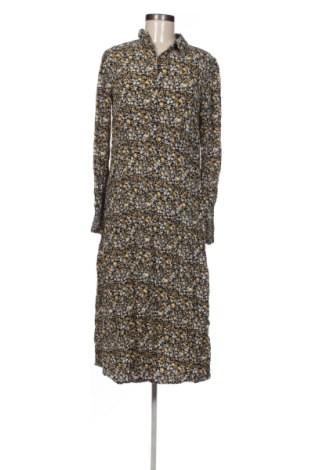 Kleid VILA, Größe M, Farbe Mehrfarbig, Preis 24,00 €, #137892034