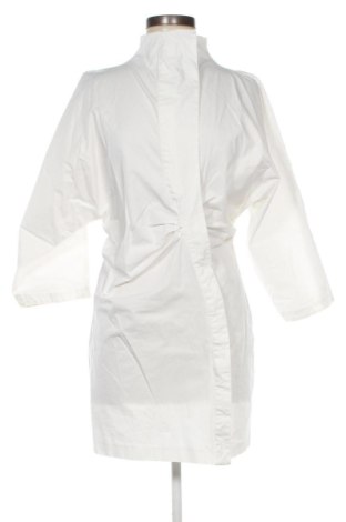 Rochie Zara, Mărime S, Culoare Alb, Preț 73,58 Lei, #137896911