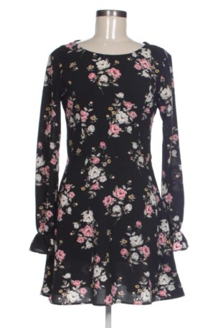 Рокля H&M, Размер M, Цвят Многоцветен, Цена 15,84 €, #137879763