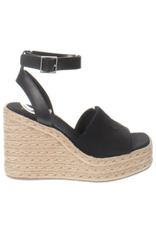 Sandały Calvin Klein, Rozmiar 37, Kolor Czarny, Cena 385,25 zł, #137850840