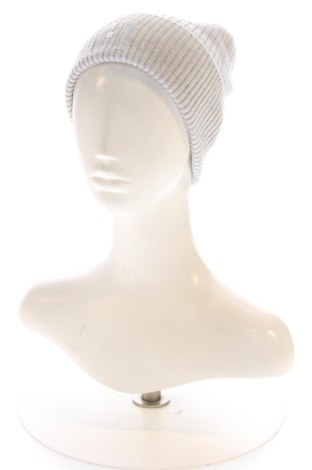 Căciulă Furla, Culoare Gri, Preț 503,91 Lei, #137834649