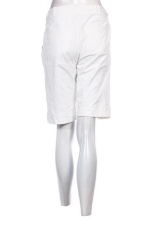 Dámské kraťasy  H&M, Velikost M, Barva Bílá, Cena  429,00 Kč