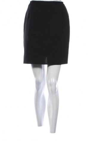 Пола Unbranded, Размер S, Цвят Черен, Цена 2,04 €