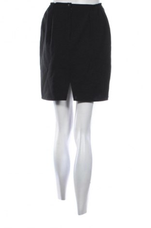 Пола Unbranded, Размер S, Цвят Черен, Цена 2,04 €