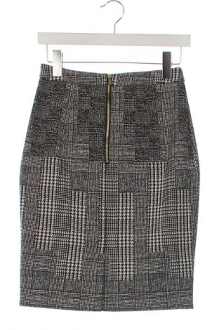 Пола H&M, Размер XS, Цвят Многоцветен, Цена 15,33 €