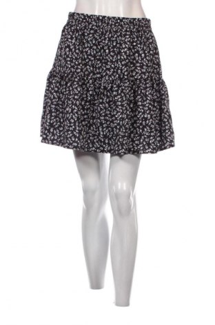 Пола SHEIN, Размер L, Цвят Черен, Цена 8,18 €