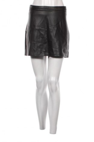 Пола Sinsay, Размер S, Цвят Черен, Цена 2,04 €